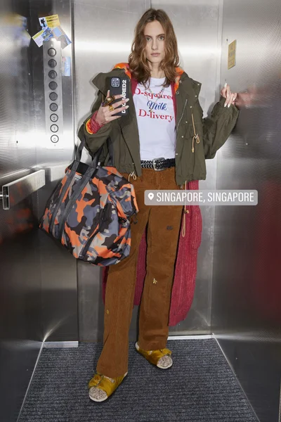 Look 64